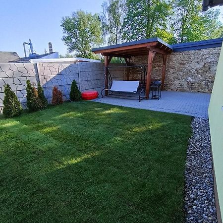 Apartman Julrich Vrbov Luaran gambar